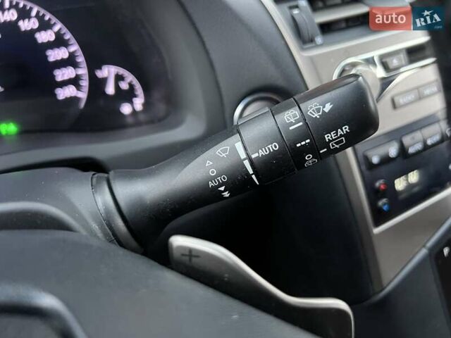 Червоний Лексус РХ, об'ємом двигуна 3.46 л та пробігом 189 тис. км за 21999 $, фото 17 на Automoto.ua