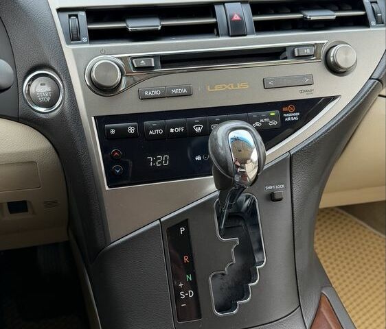 Червоний Лексус РХ, об'ємом двигуна 3.5 л та пробігом 238 тис. км за 22500 $, фото 13 на Automoto.ua