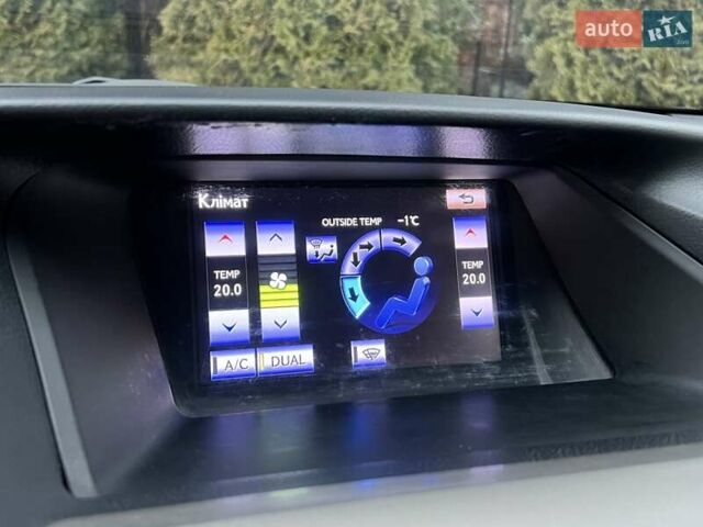 Червоний Лексус РХ, об'ємом двигуна 3.46 л та пробігом 189 тис. км за 21999 $, фото 22 на Automoto.ua