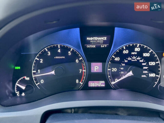 Красный Лексус РХ, объемом двигателя 3.46 л и пробегом 138 тыс. км за 21000 $, фото 7 на Automoto.ua