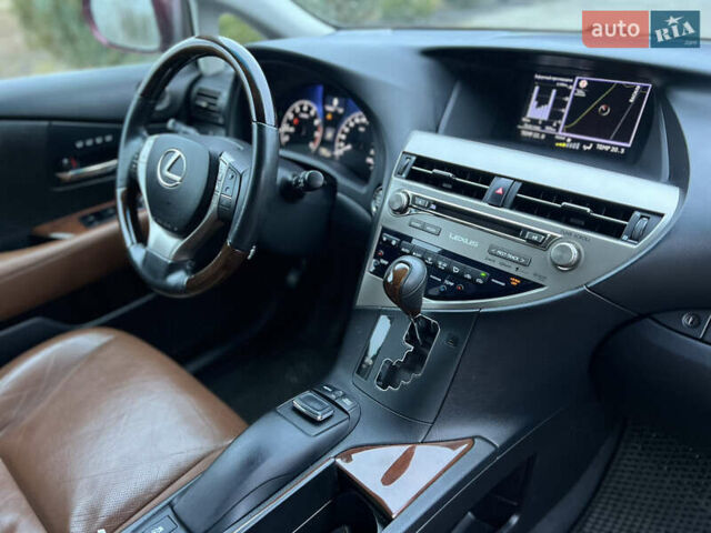 Красный Лексус РХ, объемом двигателя 3.5 л и пробегом 182 тыс. км за 18500 $, фото 16 на Automoto.ua