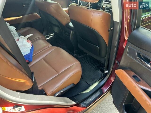 Красный Лексус РХ, объемом двигателя 3.46 л и пробегом 148 тыс. км за 20700 $, фото 5 на Automoto.ua