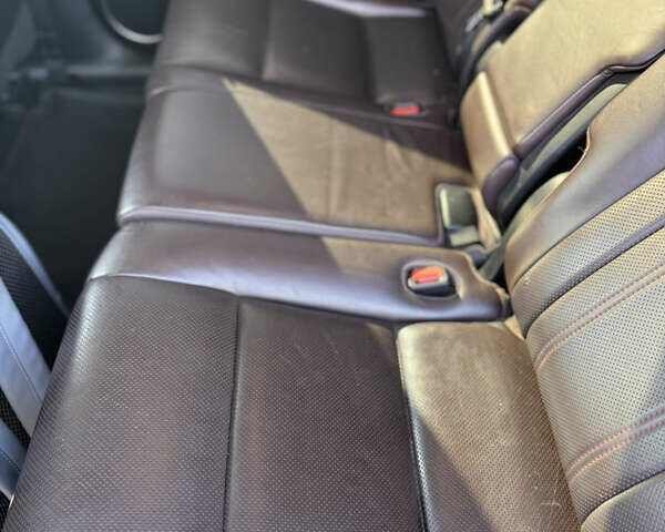 Красный Лексус РХ, объемом двигателя 3.46 л и пробегом 190 тыс. км за 29900 $, фото 9 на Automoto.ua