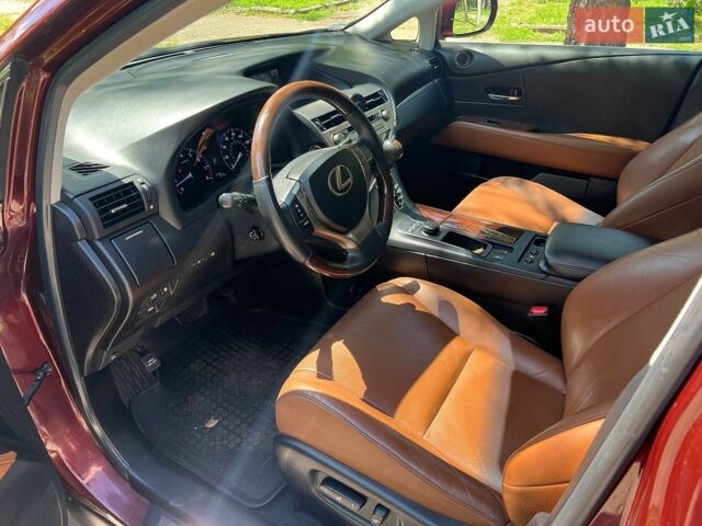 Красный Лексус РХ, объемом двигателя 3.46 л и пробегом 148 тыс. км за 20700 $, фото 6 на Automoto.ua