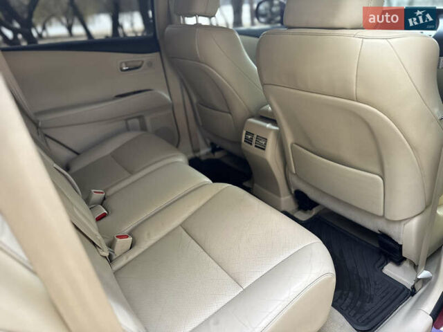 Красный Лексус РХ, объемом двигателя 3.5 л и пробегом 150 тыс. км за 18990 $, фото 31 на Automoto.ua