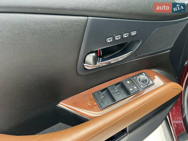 Красный Лексус РХ, объемом двигателя 3.5 л и пробегом 182 тыс. км за 18500 $, фото 12 на Automoto.ua