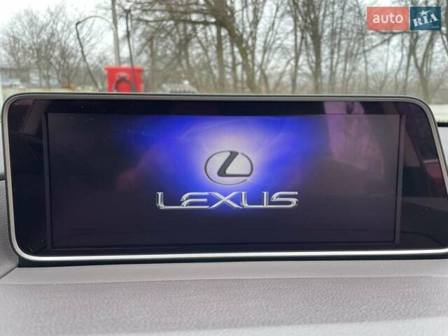Красный Лексус РХ, объемом двигателя 3.46 л и пробегом 142 тыс. км за 38750 $, фото 71 на Automoto.ua