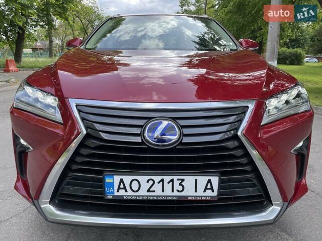 Красный Лексус РХ, объемом двигателя 3.46 л и пробегом 171 тыс. км за 35800 $, фото 1 на Automoto.ua