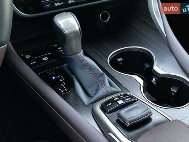 Красный Лексус РХ, объемом двигателя 3.46 л и пробегом 85 тыс. км за 21000 $, фото 16 на Automoto.ua