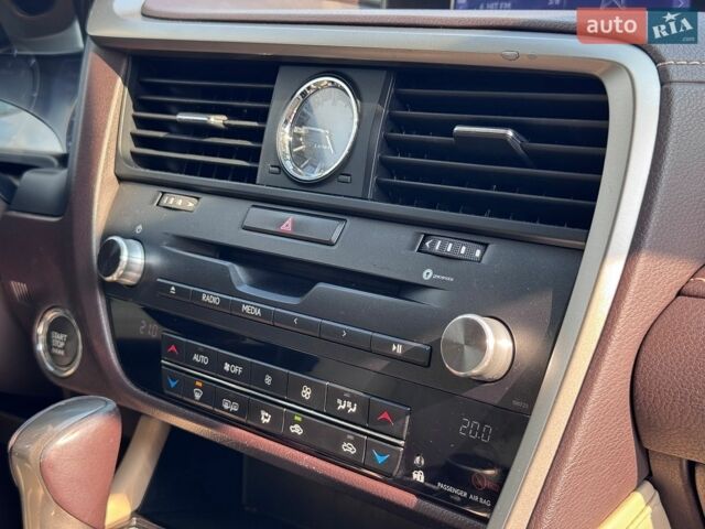 Червоний Лексус РХ, об'ємом двигуна 2 л та пробігом 190 тис. км за 29899 $, фото 37 на Automoto.ua