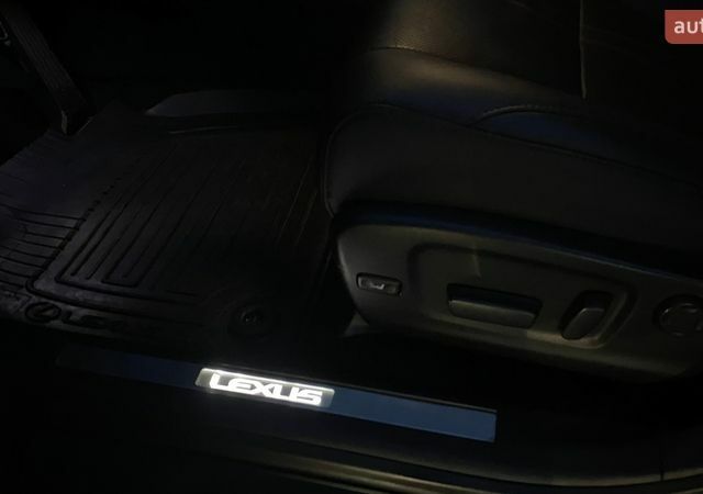 Червоний Лексус РХ, об'ємом двигуна 3.46 л та пробігом 159 тис. км за 30800 $, фото 28 на Automoto.ua