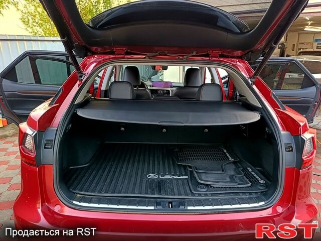 Червоний Лексус РХ, об'ємом двигуна 3.5 л та пробігом 56 тис. км за 36000 $, фото 7 на Automoto.ua