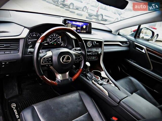 Красный Лексус РХ, объемом двигателя 3.46 л и пробегом 59 тыс. км за 34950 $, фото 6 на Automoto.ua