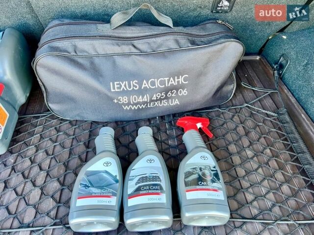 Красный Лексус РХ, объемом двигателя 2 л и пробегом 91 тыс. км за 45000 $, фото 24 на Automoto.ua
