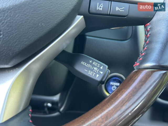 Красный Лексус РХ, объемом двигателя 3.46 л и пробегом 125 тыс. км за 45800 $, фото 64 на Automoto.ua