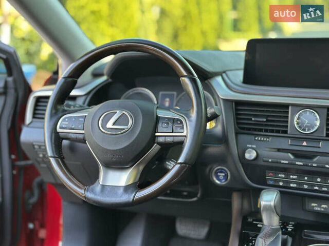 Красный Лексус РХ, объемом двигателя 3.46 л и пробегом 125 тыс. км за 45800 $, фото 4 на Automoto.ua