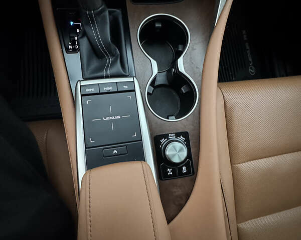 Червоний Лексус РХ, об'ємом двигуна 3.46 л та пробігом 81 тис. км за 44200 $, фото 36 на Automoto.ua