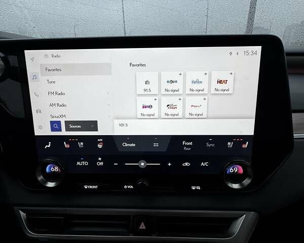 Красный Лексус РХ, объемом двигателя 2.5 л и пробегом 39 тыс. км за 64900 $, фото 23 на Automoto.ua