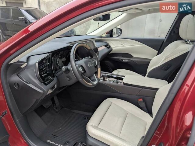Красный Лексус РХ, объемом двигателя 2.5 л и пробегом 23 тыс. км за 85000 $, фото 22 на Automoto.ua