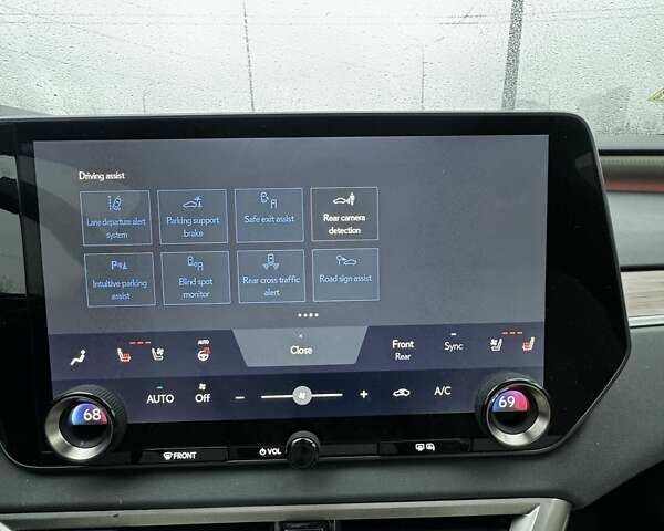 Красный Лексус РХ, объемом двигателя 2.5 л и пробегом 39 тыс. км за 64900 $, фото 27 на Automoto.ua