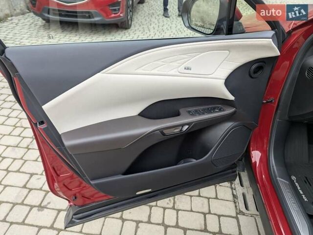 Красный Лексус РХ, объемом двигателя 2.5 л и пробегом 23 тыс. км за 85000 $, фото 26 на Automoto.ua