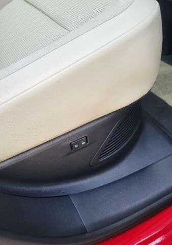 Красный Лексус РХ, объемом двигателя 2.49 л и пробегом 27 тыс. км за 77000 $, фото 11 на Automoto.ua