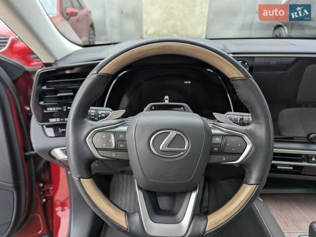 Красный Лексус РХ, объемом двигателя 2.5 л и пробегом 23 тыс. км за 85000 $, фото 9 на Automoto.ua