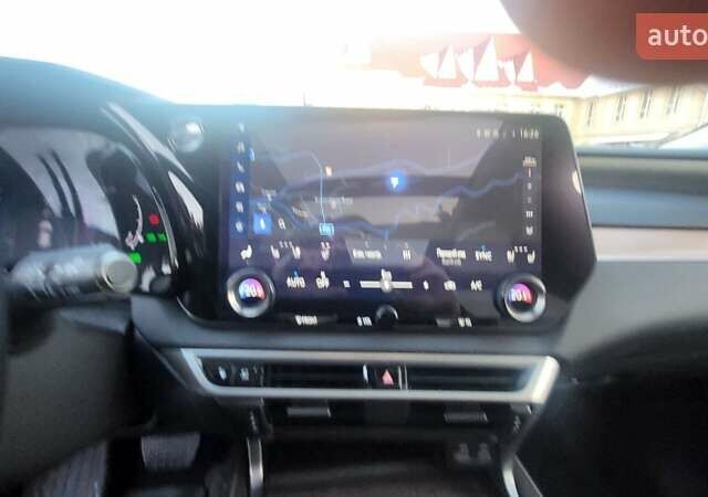 Червоний Лексус РХ, об'ємом двигуна 2.49 л та пробігом 24 тис. км за 82000 $, фото 33 на Automoto.ua