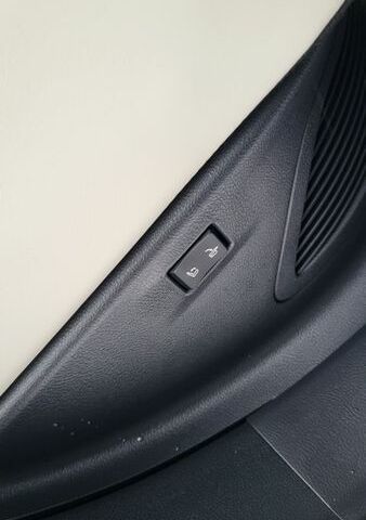 Красный Лексус РХ, объемом двигателя 2.49 л и пробегом 27 тыс. км за 77000 $, фото 34 на Automoto.ua