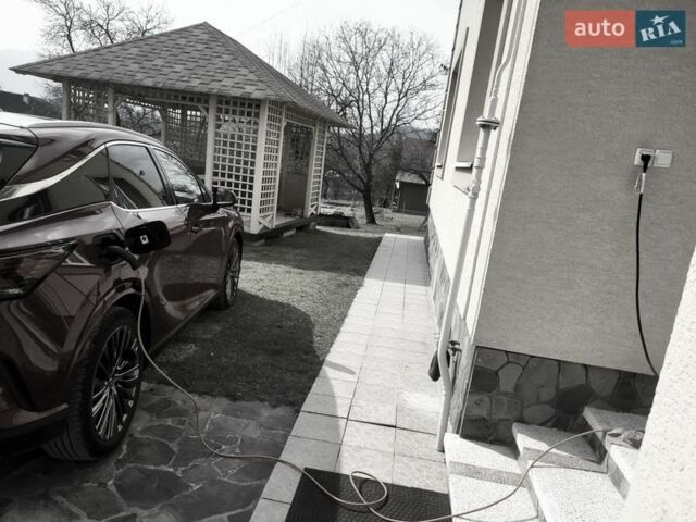 Красный Лексус РХ, объемом двигателя 2.49 л и пробегом 27 тыс. км за 77000 $, фото 26 на Automoto.ua