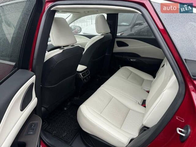 Красный Лексус РХ, объемом двигателя 2.5 л и пробегом 39 тыс. км за 64900 $, фото 13 на Automoto.ua