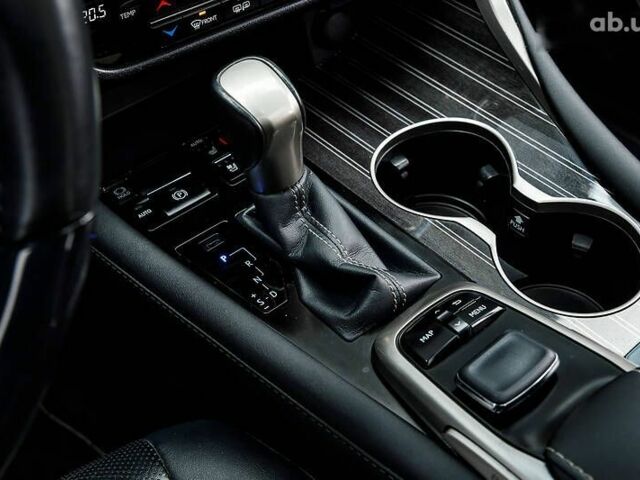Лексус РХ, объемом двигателя 3.5 л и пробегом 102 тыс. км за 34500 $, фото 27 на Automoto.ua