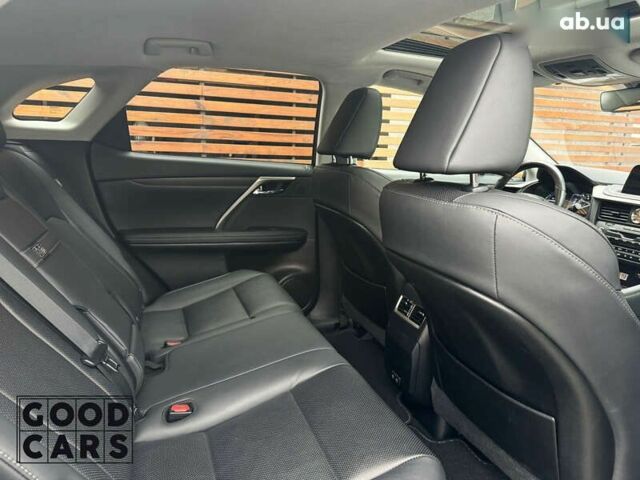 Лексус РХ, объемом двигателя 4.25 л и пробегом 20 тыс. км за 55000 $, фото 15 на Automoto.ua