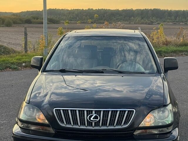 Лексус РХ, объемом двигателя 3 л и пробегом 340 тыс. км за 2499 $, фото 1 на Automoto.ua