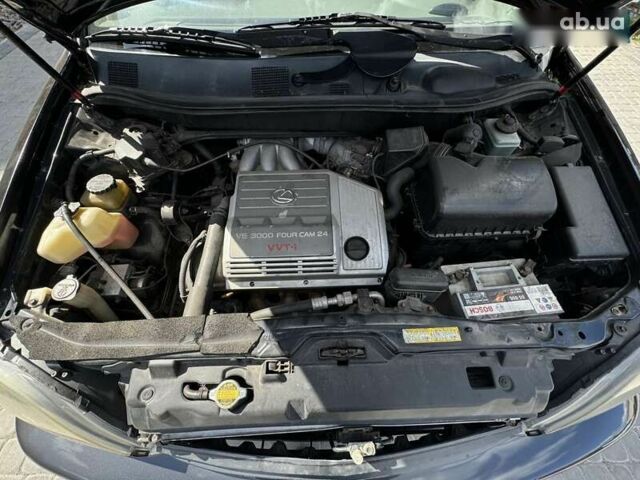 Лексус РХ, объемом двигателя 3 л и пробегом 291 тыс. км за 6900 $, фото 18 на Automoto.ua