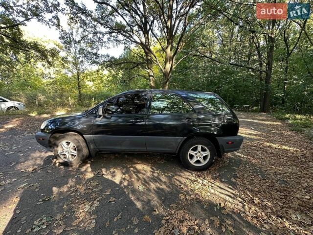Лексус РХ, объемом двигателя 3 л и пробегом 318 тыс. км за 7700 $, фото 6 на Automoto.ua