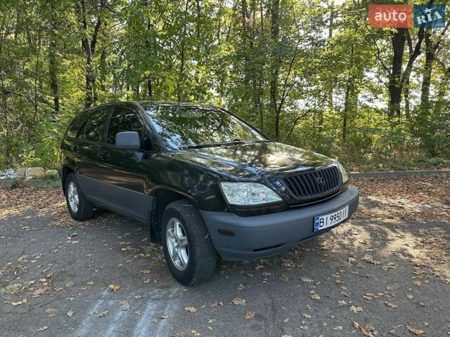 Лексус РХ, объемом двигателя 3 л и пробегом 318 тыс. км за 7700 $, фото 2 на Automoto.ua
