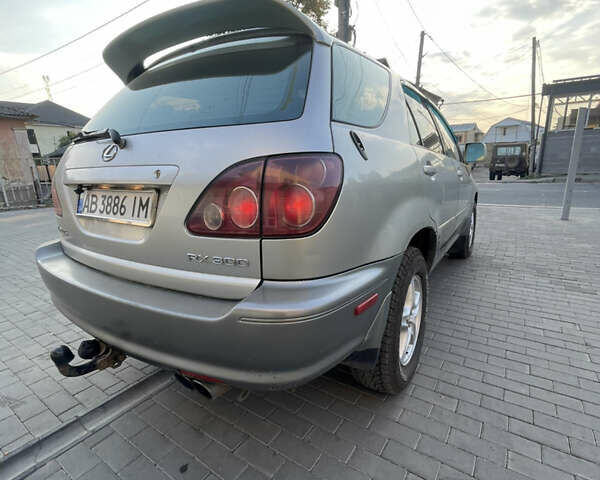 Лексус РХ, об'ємом двигуна 3 л та пробігом 320 тис. км за 3600 $, фото 2 на Automoto.ua