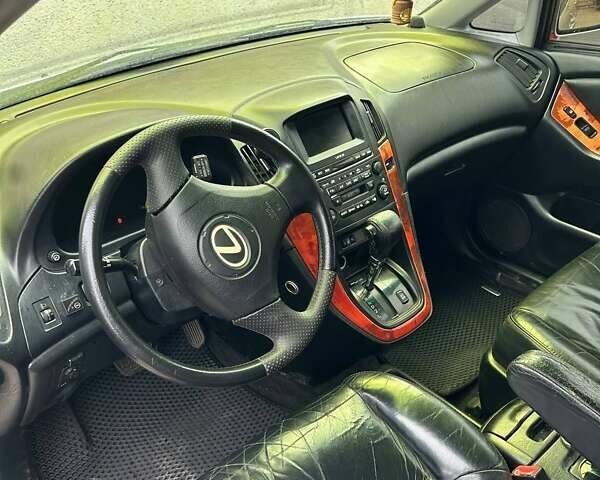 Лексус РХ, объемом двигателя 3 л и пробегом 381 тыс. км за 5200 $, фото 13 на Automoto.ua