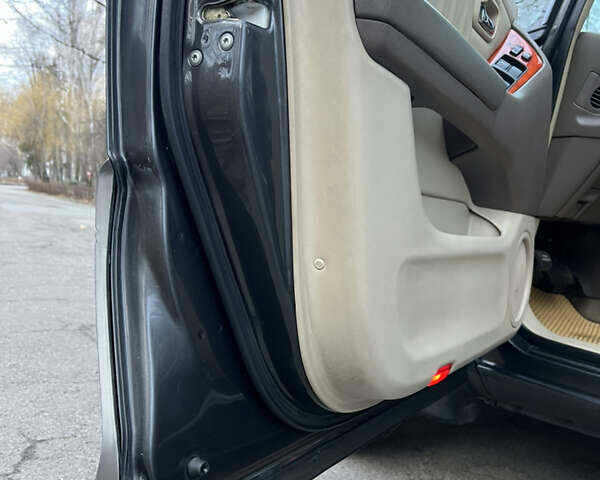 Лексус РХ, объемом двигателя 3 л и пробегом 288 тыс. км за 6500 $, фото 26 на Automoto.ua