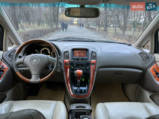 Лексус РХ, объемом двигателя 3 л и пробегом 288 тыс. км за 6500 $, фото 32 на Automoto.ua