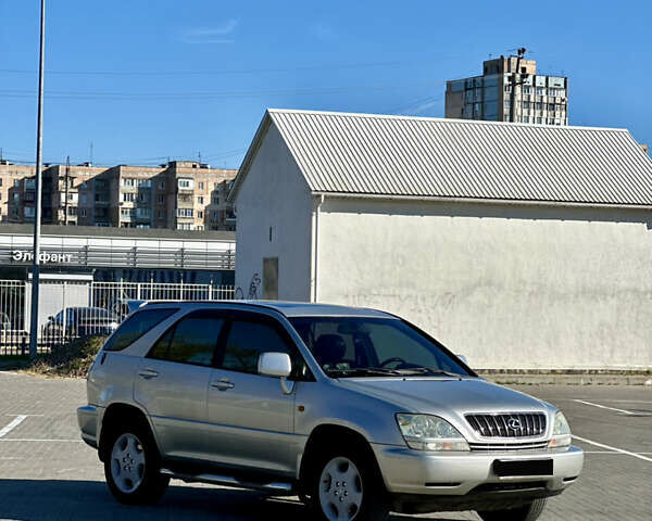 Лексус РХ, объемом двигателя 3 л и пробегом 300 тыс. км за 7000 $, фото 1 на Automoto.ua