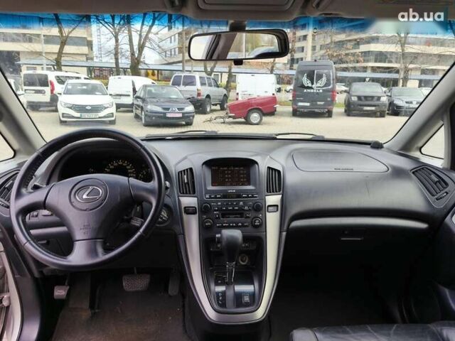 Лексус РХ, объемом двигателя 0 л и пробегом 285 тыс. км за 6900 $, фото 20 на Automoto.ua