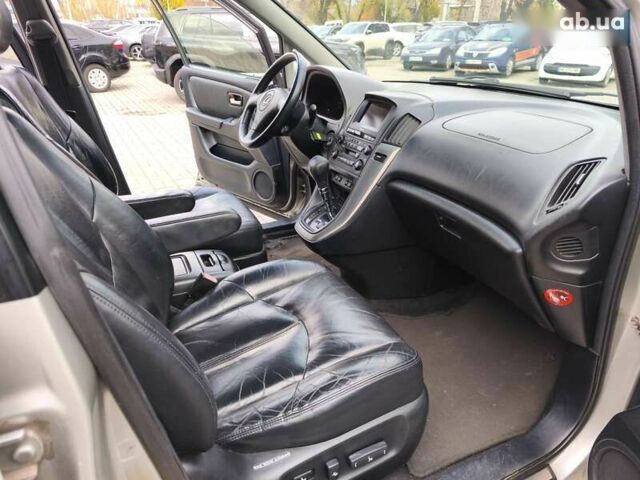 Лексус РХ, объемом двигателя 0 л и пробегом 285 тыс. км за 6900 $, фото 19 на Automoto.ua