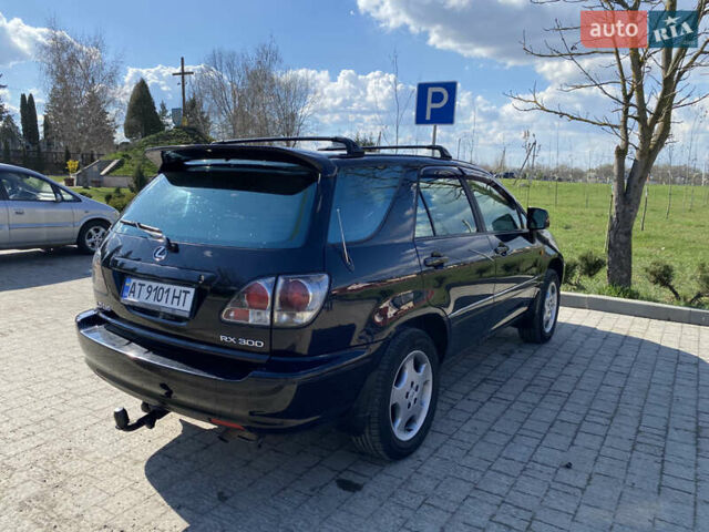 Лексус РХ, объемом двигателя 3 л и пробегом 298 тыс. км за 6500 $, фото 6 на Automoto.ua