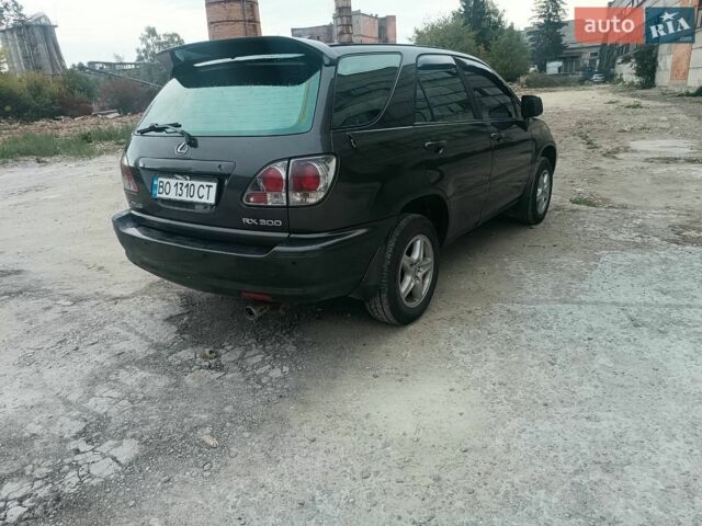 Лексус РХ, об'ємом двигуна 3 л та пробігом 399 тис. км за 4300 $, фото 7 на Automoto.ua
