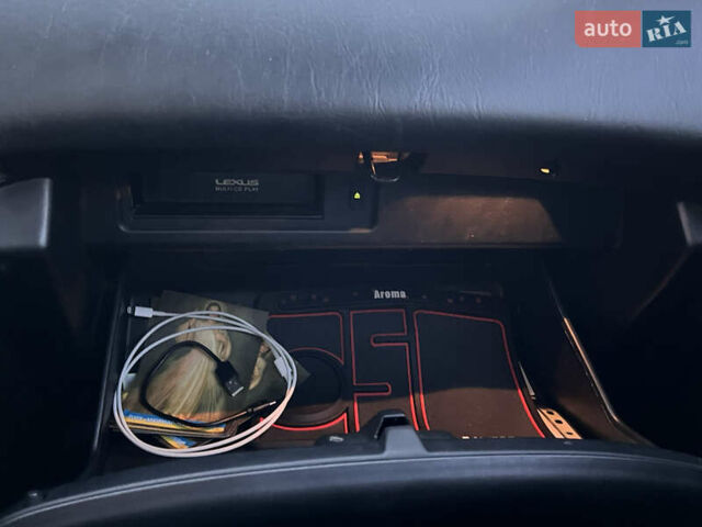 Лексус РХ, объемом двигателя 3 л и пробегом 340 тыс. км за 7000 $, фото 6 на Automoto.ua