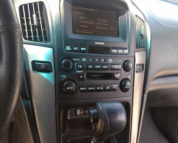 Лексус РХ, объемом двигателя 3 л и пробегом 324 тыс. км за 8500 $, фото 12 на Automoto.ua
