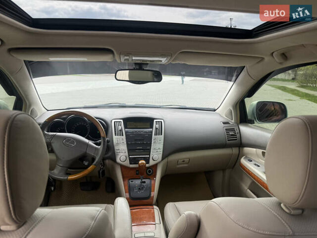 Лексус РХ, объемом двигателя 3.3 л и пробегом 313 тыс. км за 9999 $, фото 7 на Automoto.ua