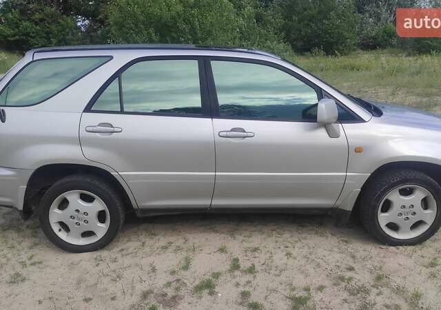 Лексус РХ, объемом двигателя 3 л и пробегом 289 тыс. км за 6900 $, фото 4 на Automoto.ua